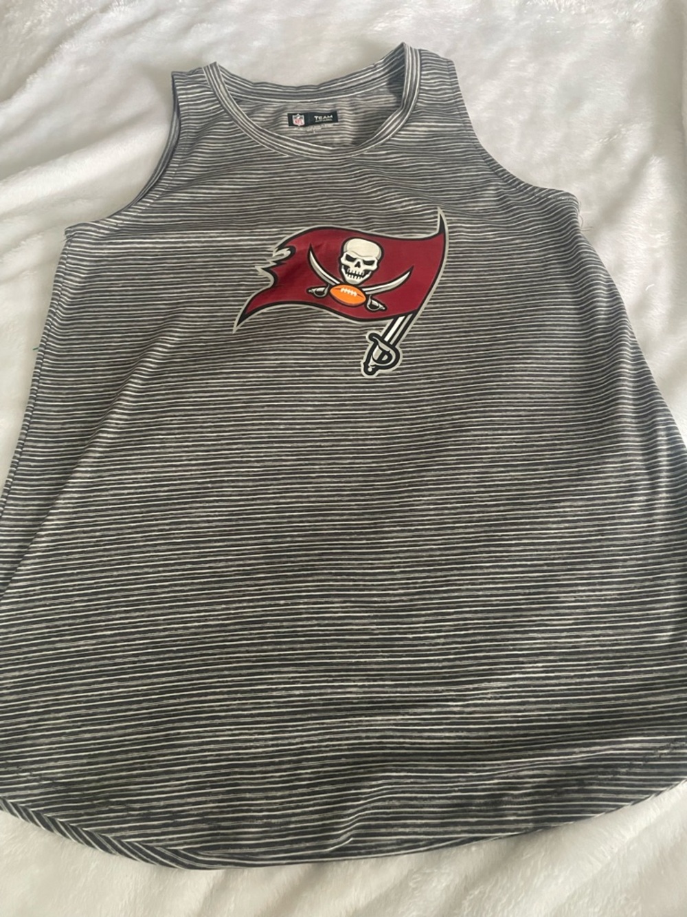 NFL Team Apparel Tampa Bay Buccaneers women’s small gray white striped tank